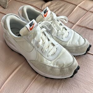 Nike Waffle Debut Size 8